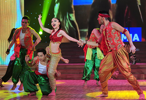 Bước nhảy hoàn vũ 2013,Ngô Kiến Huy,Ca sĩ Yến Trang,Lan Phương,Chung kết bước nhảy hoàn vũ 2013,Bước nhảy hoàn vũ 2013 đêm chung kết