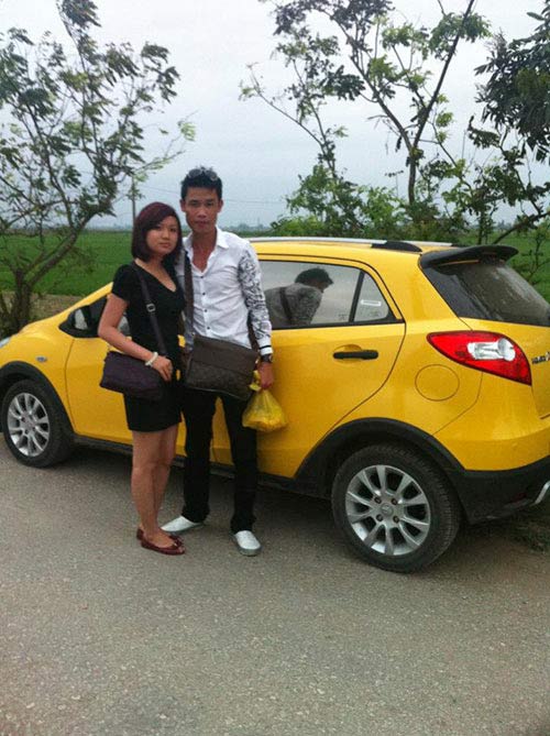 Vũ Hoàng Việt 2013,Hiệp Gà 2013,Danh hài Hiệp Gà,Người mẫu Vũ Hoàng Việt,Yvonne Thúy Hoàng