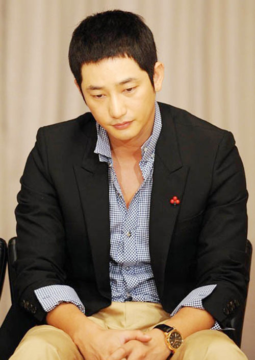 Park Shi Hoo,Park Shi Hoo cưỡng hiếp,Scandal của Park Shi Hoo,Scandal sao hàn