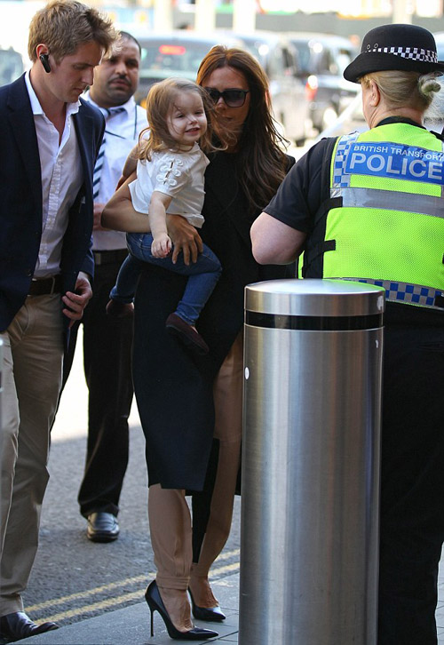 David Beckham,victoria beckham,Gia đình Beck,Harper Beckham,Bé Harper