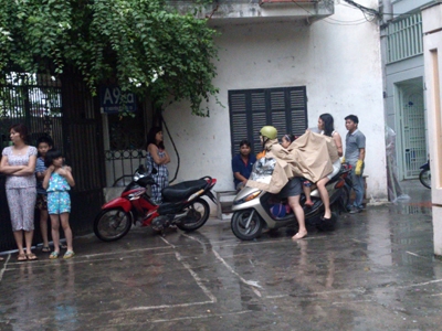 Vụ án giết người,Án mạng thương tâm,Đâm chết vợ bạn,cắt cổ tự tử