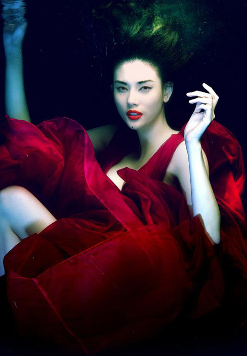 Võ hoàng yến,siêu mẫu hoàng yến,Hoàng yến 2013