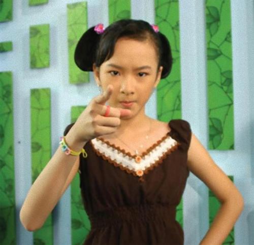 Angela Phương Trinh 2013,Bà mẹ nhí,Nữ hoàng thị phi,Scandal sao việt