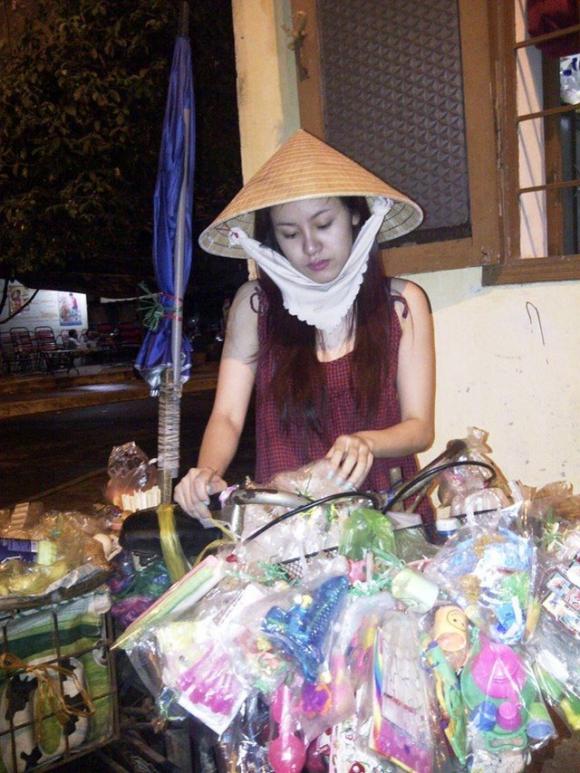 Lối sống trẻ,Giới trẻ khoe hàng,Giới trẻ khoe thân,Khoe thân phản cảm