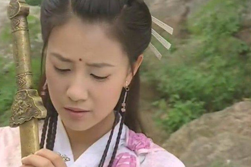 Ỷ thiên đồ long ký, Cao Viên Viên,Chu Chỉ Nhược