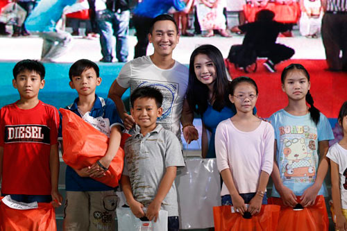 Hứa Vĩ Văn 2013,Diễn viên Hứa vĩ văn,Bạn gái Hứa Vĩ Văn