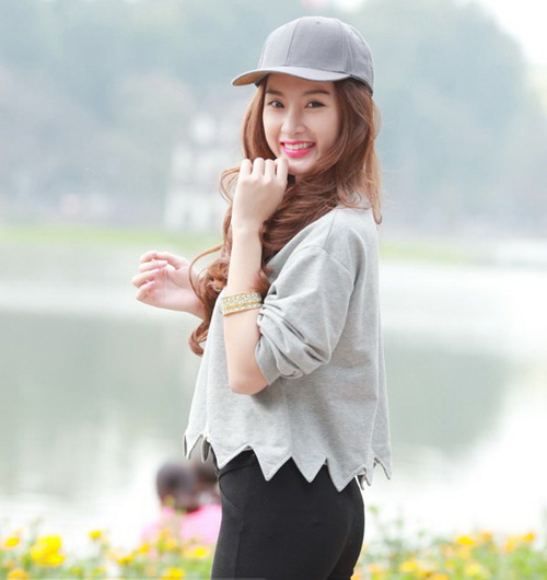 Thời trang sao việt,Mỹ nhân việt,Thời trang sao,Angela Phương Trinh,phong cách unisex,Hà Hồ,Thanh Hằng