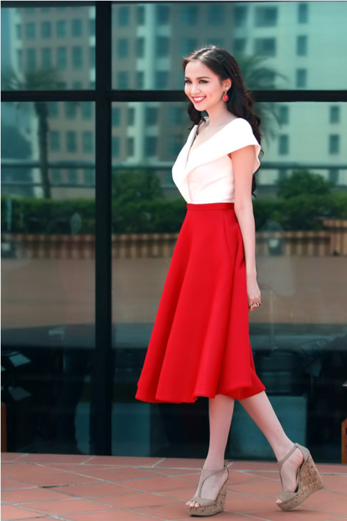 Thời trang sao việt,Mỹ nhân việt,Thời trang sao,Vy Oanh,Ngọc Trinh,Người mẫu Anh Thư,Ngô Thanh Vân