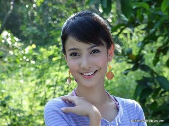 Cư dân mạng,Cộng đồng mạng,Hot girl Thái Lan,Nattasha Nauljam,Chanya Tamada