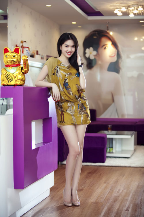 Ngọc Trinh 2013,Siêu mẫu Ngọc Trinh,Nữ hoàng nội y