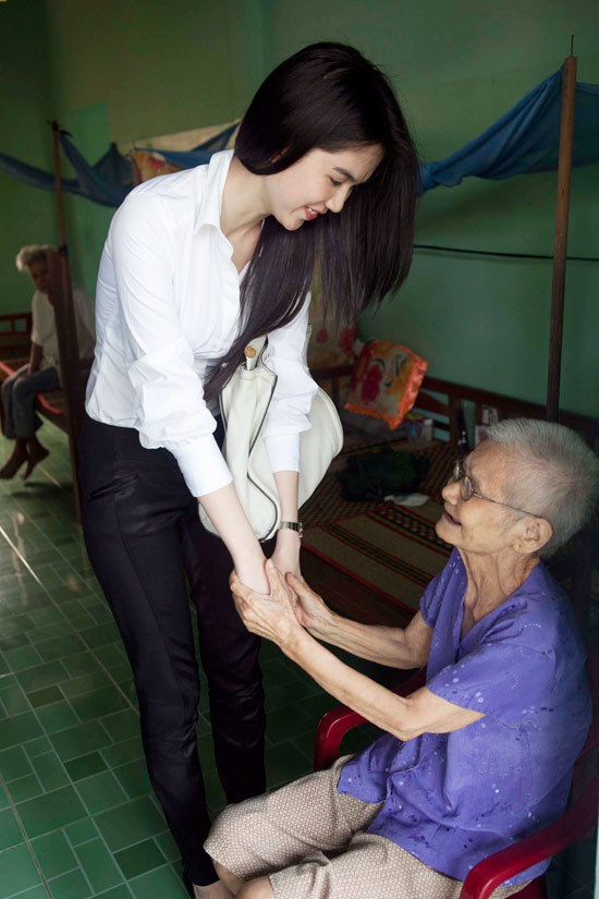 Ngọc Trinh 2013,Siêu mẫu Ngọc Trinh,Nữ hoàng nội y
