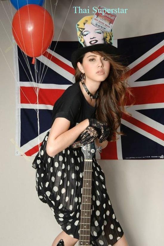 Hot girl Thái Lan,Tình người duyên ma,Mai Davika Horne