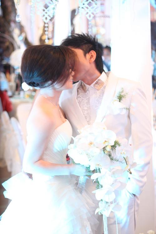 Đan trường 2013,Anh Bo Đan Trường,Ca sĩ Đan Trường,Vợ Đan Trường,Fan cuồng tống tiền Đan Trường,Scandal của Đan Trường,Đan Trường bị tống tiền