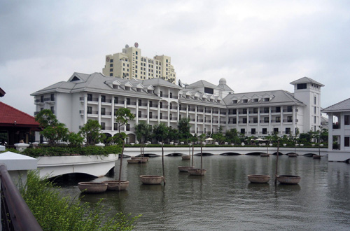 khách sạn InterContinental,Arsenal,Arsenal đến việt nam