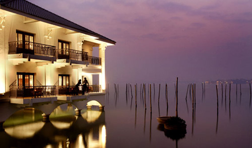 khách sạn InterContinental,Arsenal,Arsenal đến việt nam