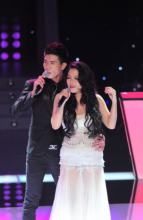The Voice 2013,Giọng Hát Việt 2013,Diva Hồng Nhung,Mỹ Linh,Đàm Vĩnh Hưng 2013,Nhạc sĩ Quốc Trung,vòng Đối đầu The Voice