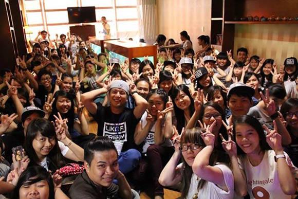Khoảnh khắc sao Việt,Mỹ Tâm,Đàm Vĩnh Hưng,Hồ Ngọc Hà,Thanh Hằng