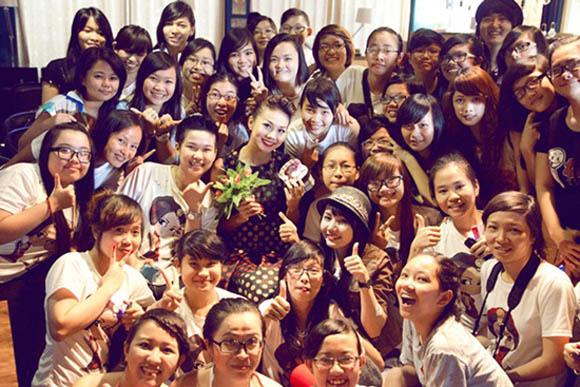 Khoảnh khắc sao Việt,Mỹ Tâm,Đàm Vĩnh Hưng,Hồ Ngọc Hà,Thanh Hằng