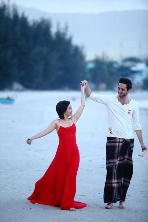 Mai Khôi 2013,Ca sĩ Mai Khôi,Scandal Sao Việt