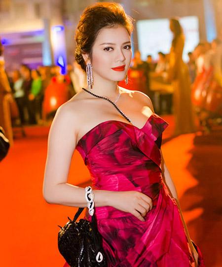 Tên thật sao việt,Phan đình tùng,Lý Nhã Kỳ,Bảo Thy,Lý Hùng