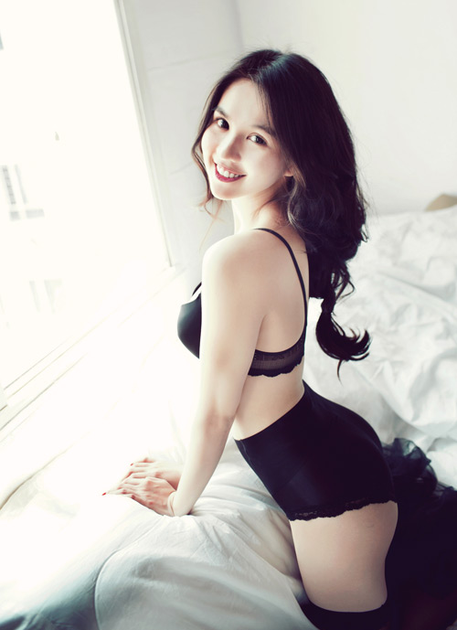 Ngọc Trinh 2013,Siêu mẫu Ngọc Trinh,Nữ hoàng nội y