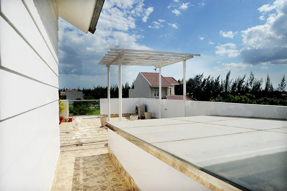 Nhà của sao,Biệt thự của sao,Quyền Linh