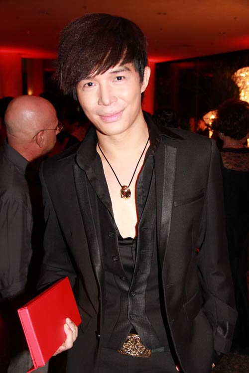 showbiz Việt,Tuấn Hưng,Nathan Lee,Cường Đô La,Đàm Vĩnh Hưng