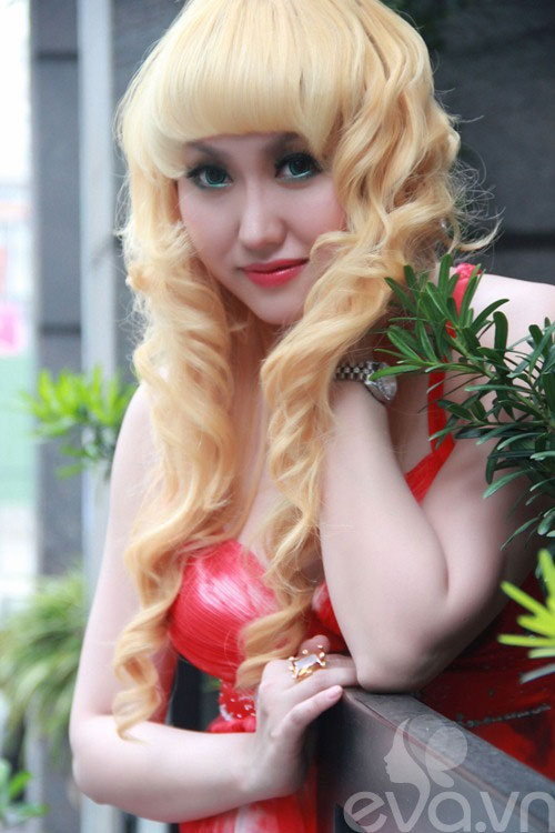 Mỹ nhân việt,Ngọc Trinh,Ca sĩ Thủy Tiên,Phi Thanh Vân