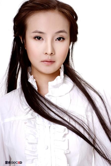 Narita Risa,Vương Lý Đan Ni,Từ Đông đông,Can Lộ Lộ,sao châu á