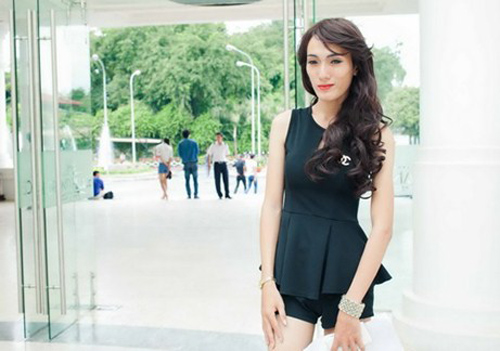 Vietnam's Next Top Model 2013,siêu mẫu thanh hằng,đỗ mạnh cường,giám khảo nam trung,Bản sao Thủy Tiên,Trần Đông Phương