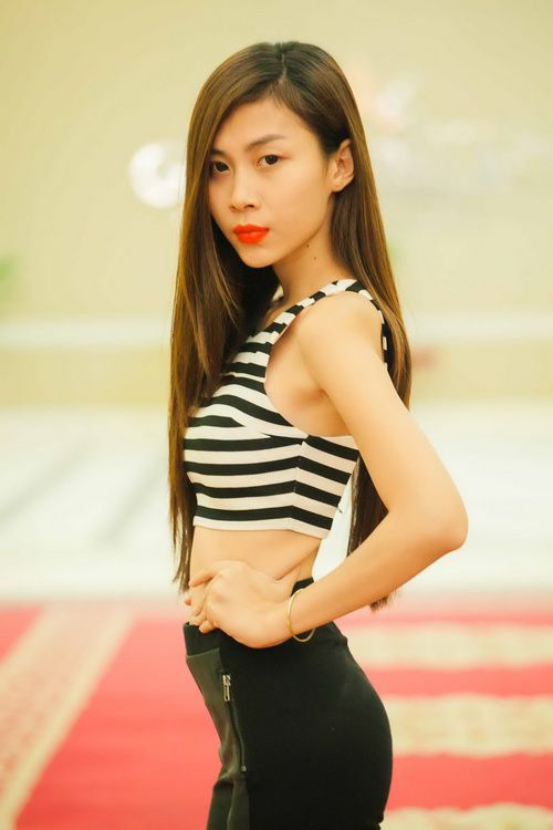 Vietnam's Next Top Model 2013,siêu mẫu thanh hằng,đỗ mạnh cường,giám khảo nam trung,Bản sao Thủy Tiên,Trần Đông Phương