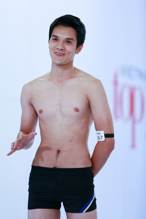 Vietnam's Next Top Model 2013,siêu mẫu thanh hằng,đỗ mạnh cường,giám khảo nam trung,Bản sao Thủy Tiên,Trần Đông Phương