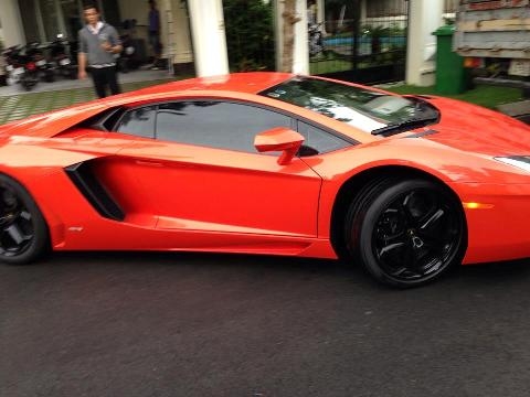 Tuấn Hưng 2013,Ca sĩ tuấn hưng,Lamborghini Aventador