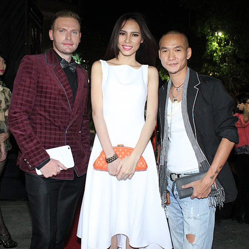 Dustin nguyễn 2013,ngô thanh vân 2013,Lửa phật,Hiếu Hiền 2013,Đinh Ngọc Diệp 2013,Tăng Thanh Hà