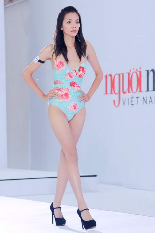 Vietnam's Next Top Model 2013,siêu mẫu thanh hằng,đỗ mạnh cường,giám khảo nam trung,vòng casting Vietnam's Next Top Model 2013,Bản Sao Đan Lê