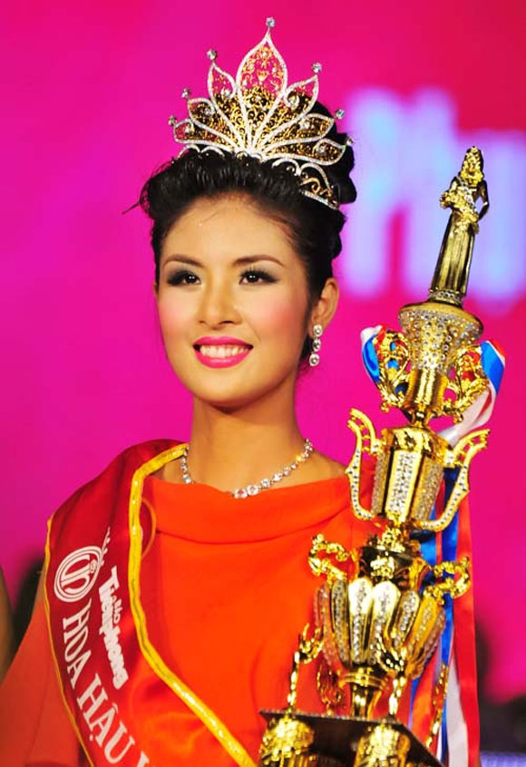 Hoa hậu Thùy Dung,Ngọc Hân,Ngô Phương Lan,Trương Thị May