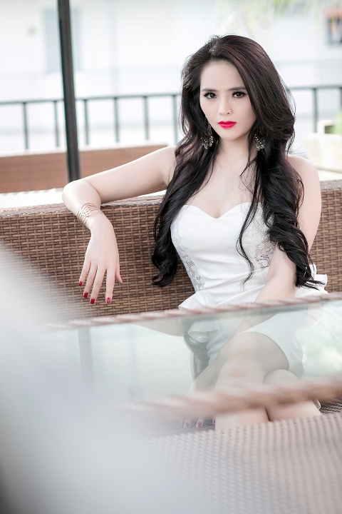 Hoa hậu Thế giới 2013,Lại Hương Thảo,Hoa hậu thể thao Việt Nam 2012