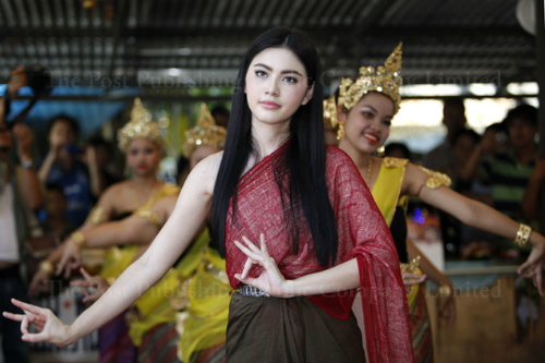 Tình người duyên ma,Pee Mak,Phim Ma,Phim Ma Thái Lan,Mai Davika Horne