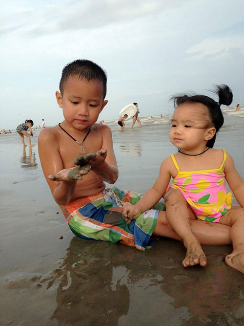 Hồng Ngọc 2013,Ca sĩ Hồng Ngọc