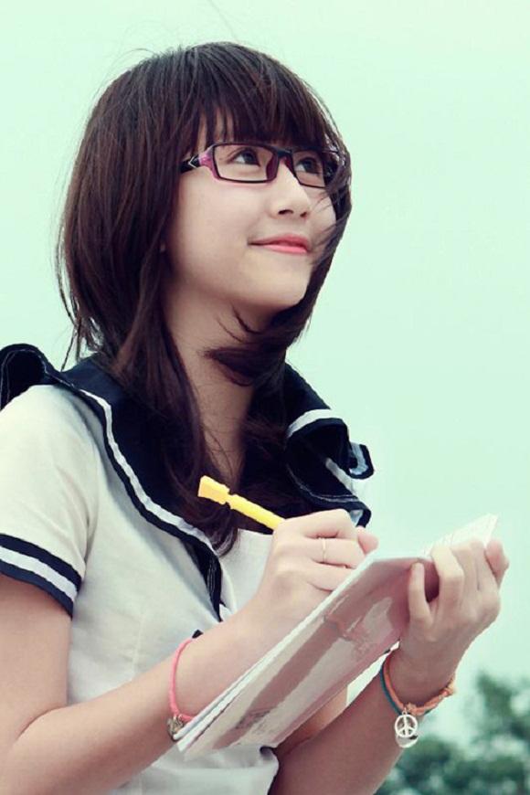 Quỳnh Anh Shyn,Bê Trần,Hot girl Việt