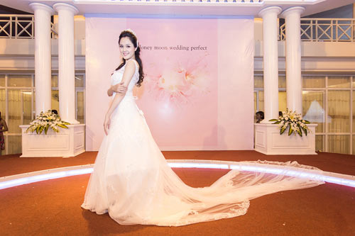 Ngọc Hân 2013,Hoa hậu Ngọc Hân,Hoa hậu Việt Nam 2010,Á hậu Hoàng Anh