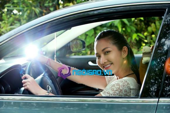 diễn viên,Kim Hiền,tự tay,lái xế hộp,mới tậu,tiền tỷ,phim trường,vai chính,bạn thân,Tăng Thanh Hà