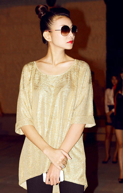 Siêu mẫu Thanh Hằng,Thanh Hằng 2013,Kính râm