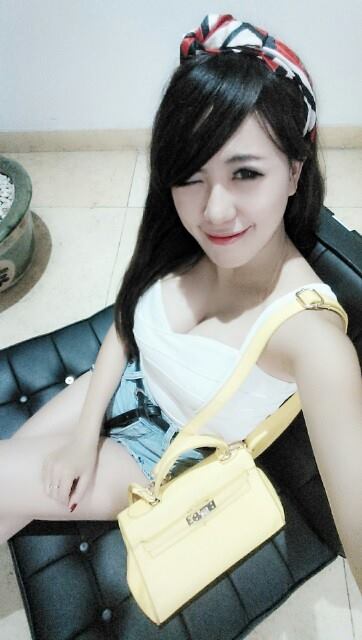 Mai Thỏ 2013,Hot girl Mai Thỏ,Mai Thỏ khoe ngực