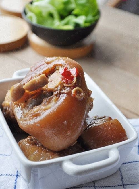 Món ăn ngon,Cá cơm kho cay,Giò heo kho xả ớt,Salad gà cay,Mực xào cay