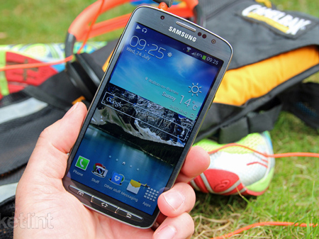 HTC one,LG G2,Samsung Galaxy S4,Sony Xperia Z,Smartphone Android 