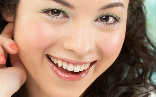 Bí quyết làm đẹp,Phụ nữ hiện đại,Mắt một mí
