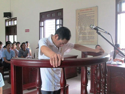 Yêu râu xanh,Hiếp dâm,Cưỡng hiếp,Trộm tình