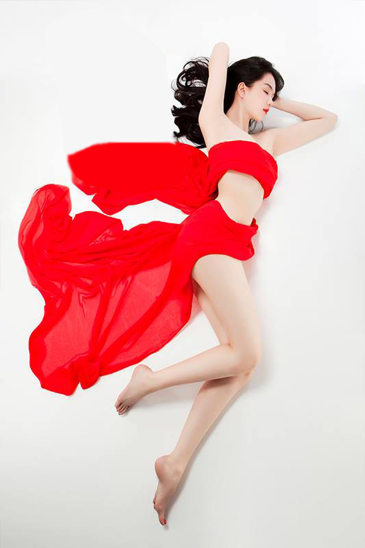 Ngọc Trinh 2013,Siêu mẫu Ngọc Trinh,Nữ hoàng nội y