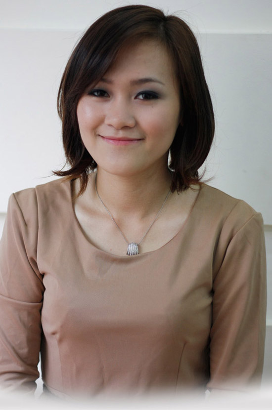 Hà Holly,Phan Hồng Anh,Mi Vân